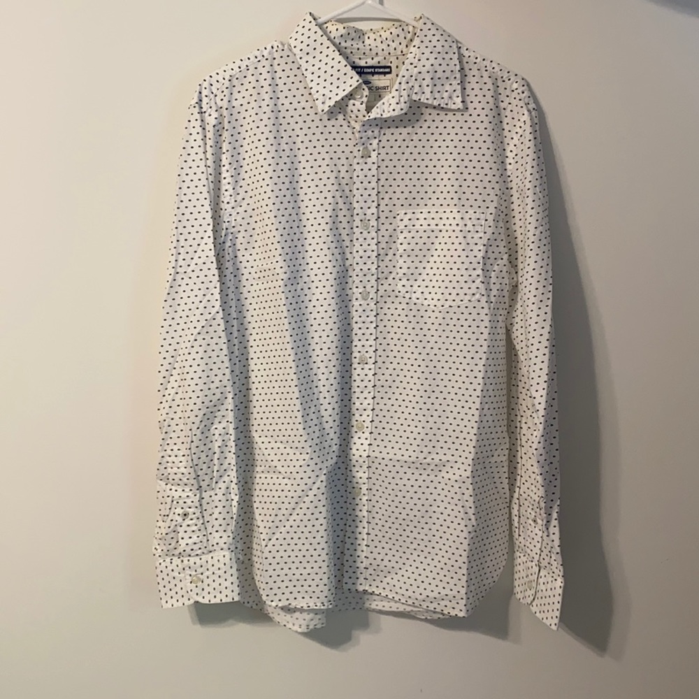 Long-sleeve patterned button up
